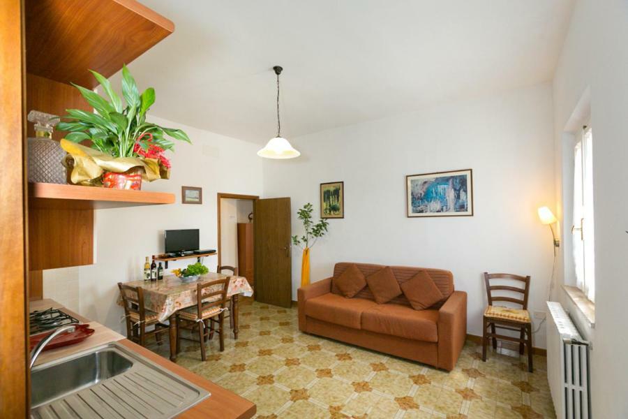 Agriturismo Case Nuove Castellina Marittima Kültér fotó