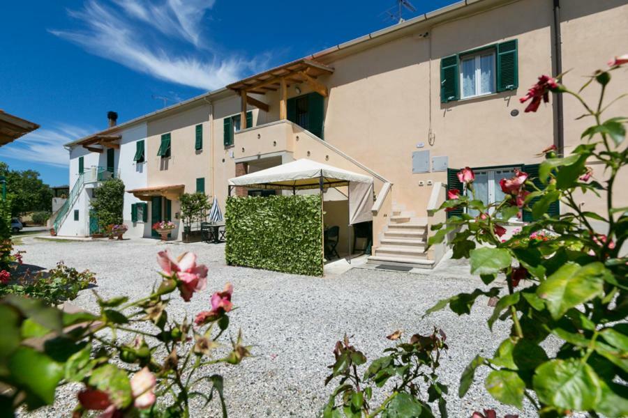 Agriturismo Case Nuove Castellina Marittima Kültér fotó