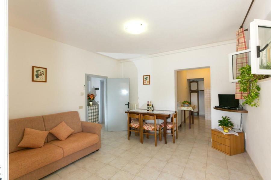 Agriturismo Case Nuove Castellina Marittima Kültér fotó