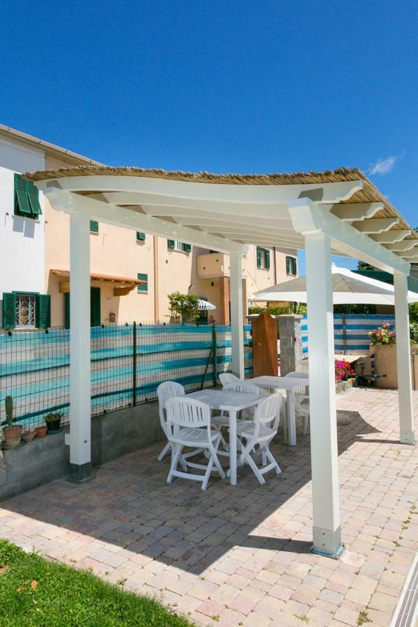 Agriturismo Case Nuove Castellina Marittima Kültér fotó